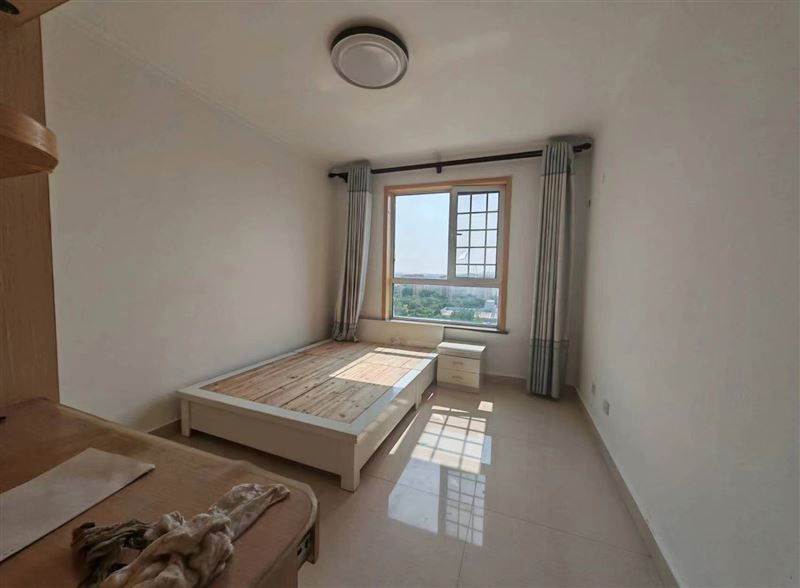 精装电梯三室十一中北